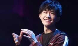 易烊千玺娱乐爆料最新,揭秘明星幕后生活与精彩瞬间